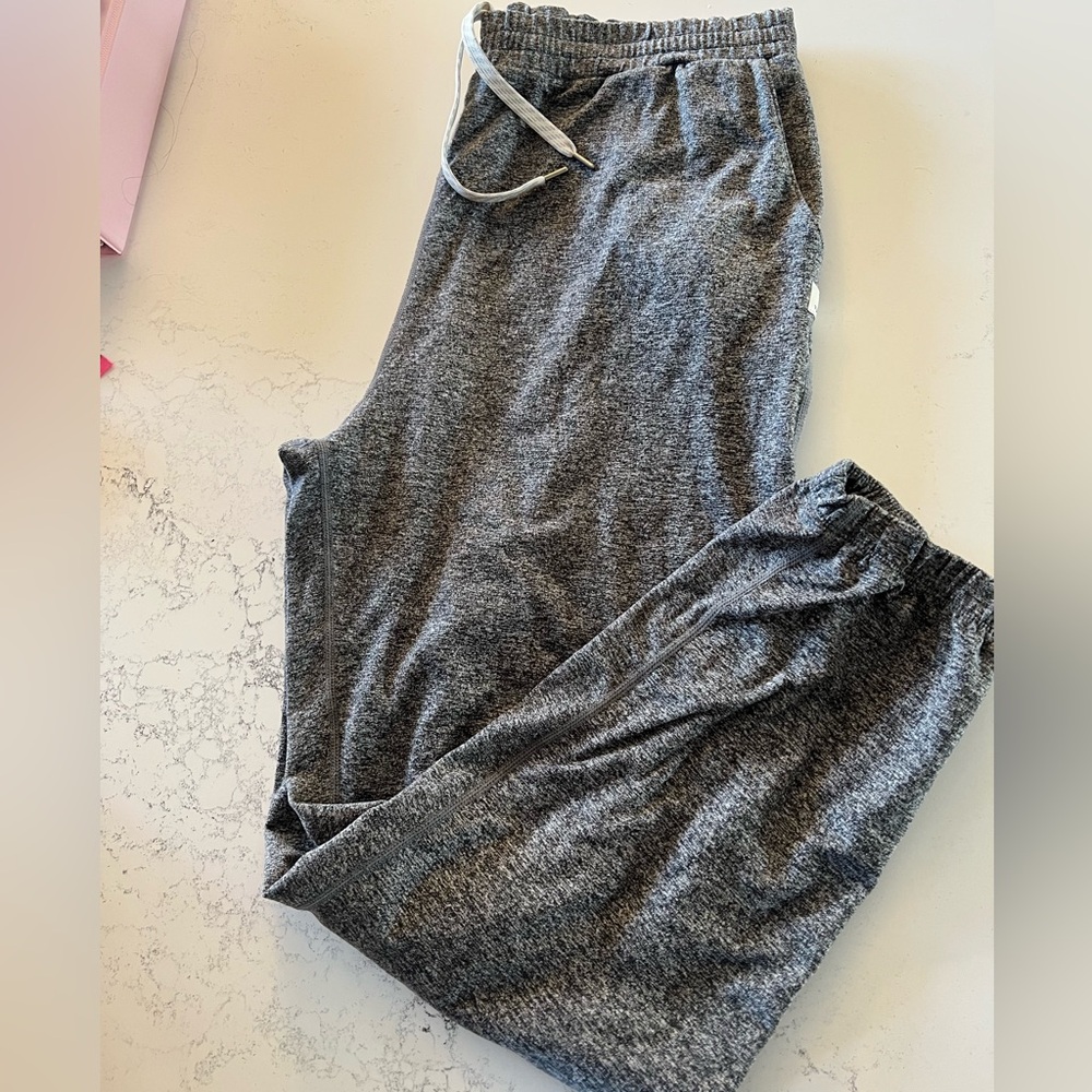 Vuori Gray Marled Track Joggers